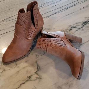 Never worn express light brown ankle boots